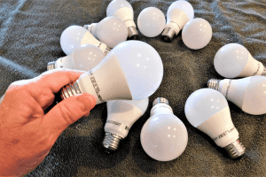 usar-luces-LED-para-ahorrar-luz